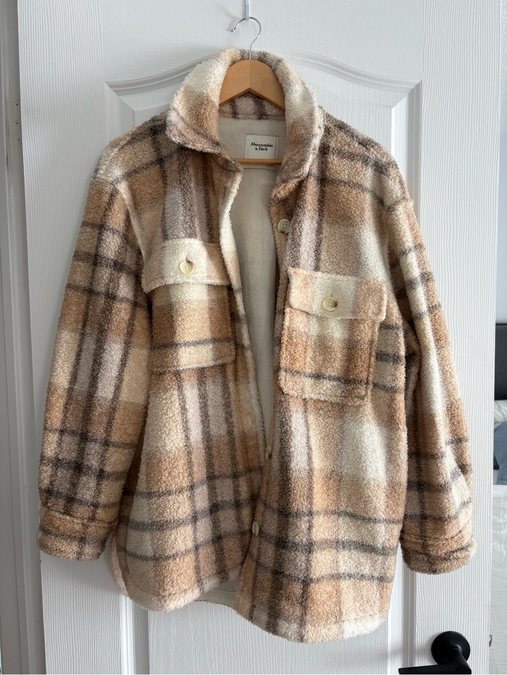 Abercrombie & Fitch Plaid Teddy Shacket in Cream and Brown